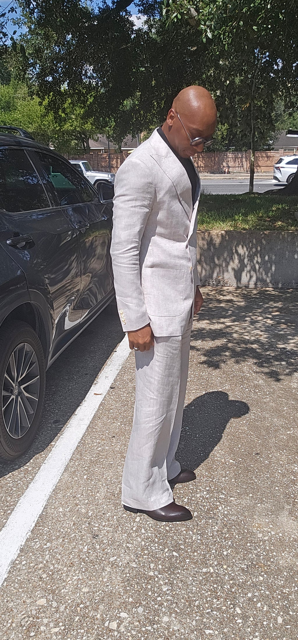 White Double-Breasted Linen Suit