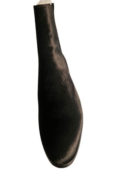 Onyx Textured-Hair Chelsea Boot