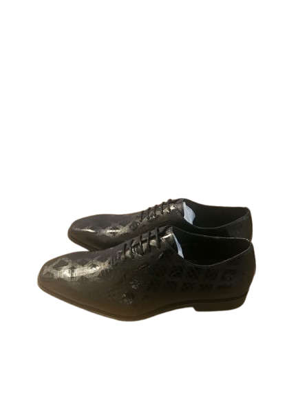 Black Patent Leather Oxford with Diamond Grid Texture